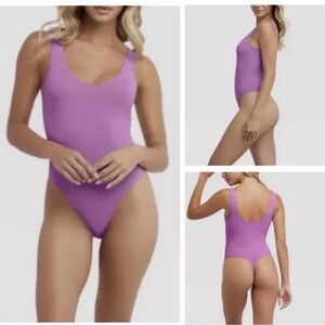 Maidenform Shapewear Bodysuit Thong Snap Smoothing